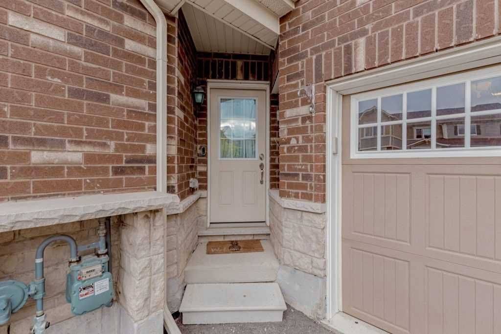 Milton, ON L9T 8T1,6 Dredge CT N