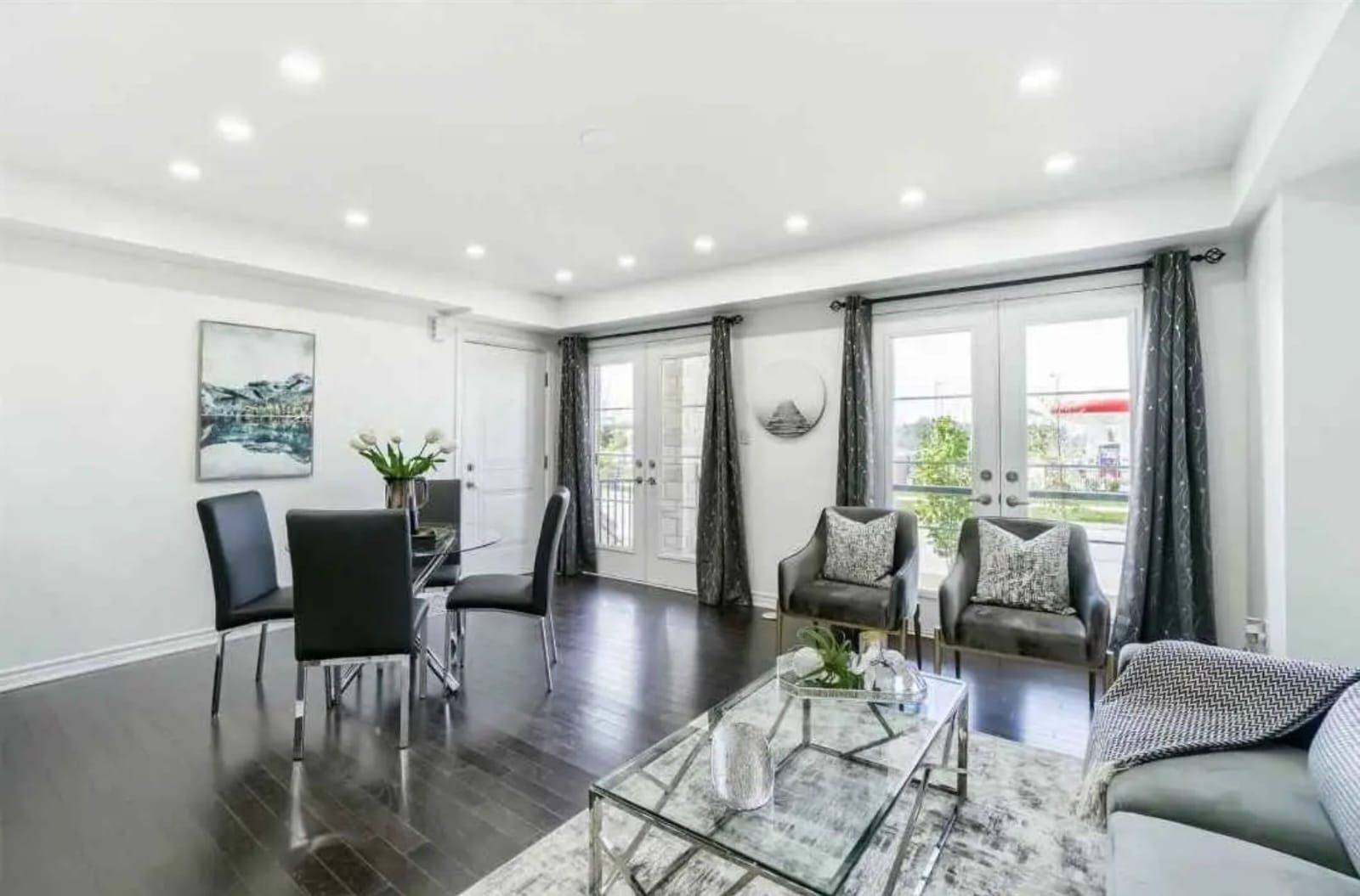 Brampton, ON L7A 4S6,200 Veterans DR #106