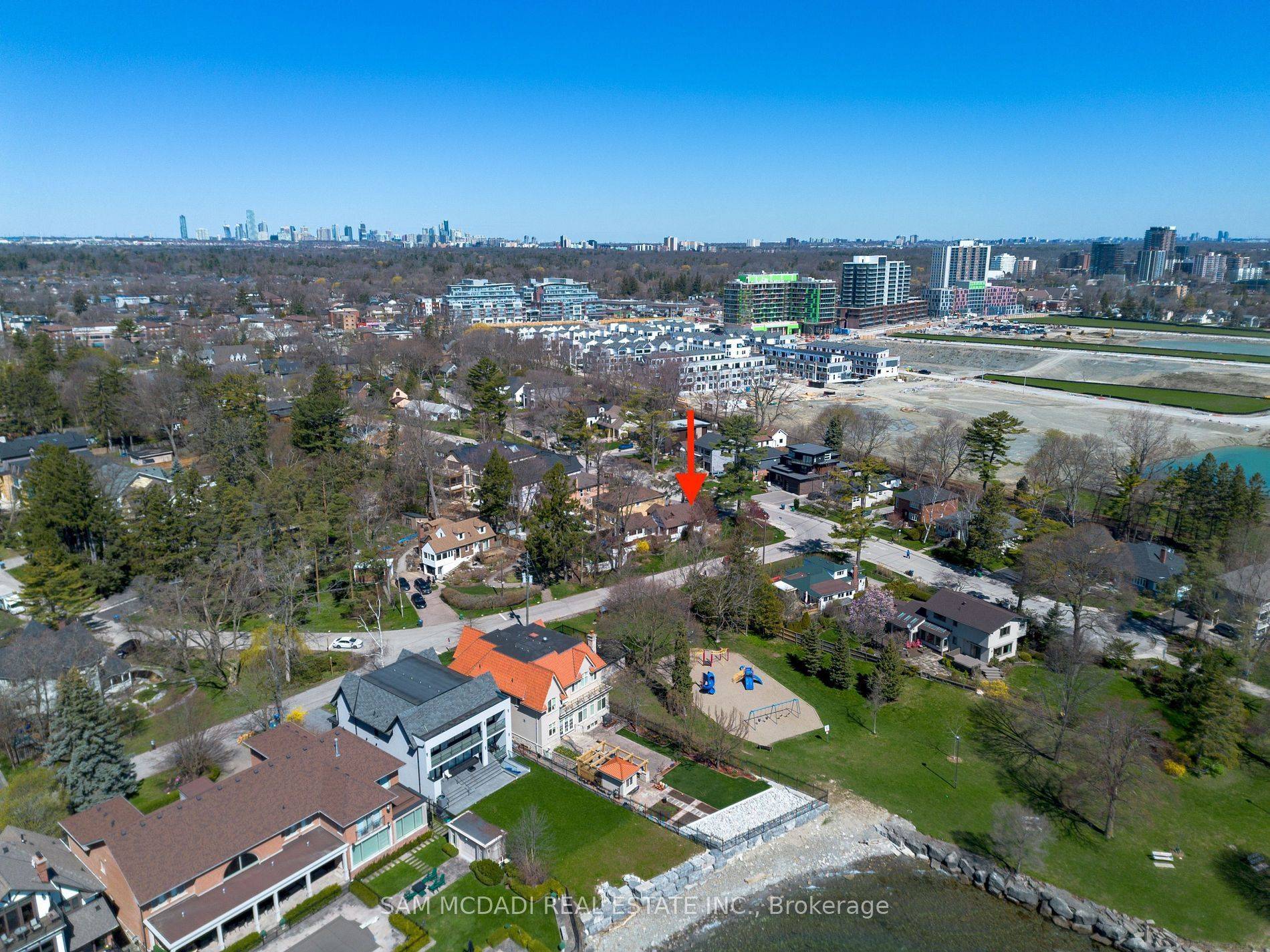 Mississauga, ON L5H 2R6,62 Maple AVE S