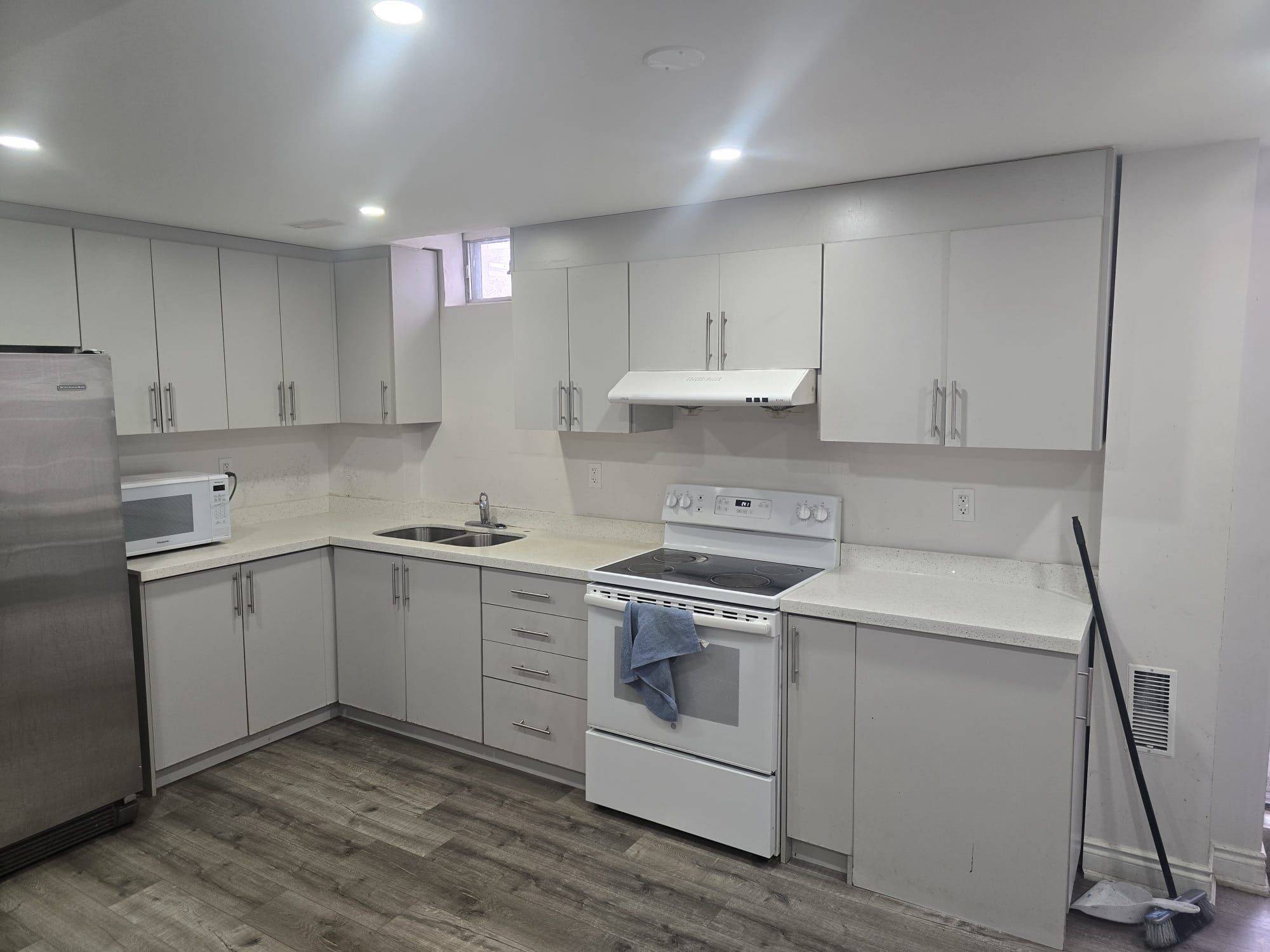 Mississauga, ON L5W 0C7,7205 Saint Barbara BLVD