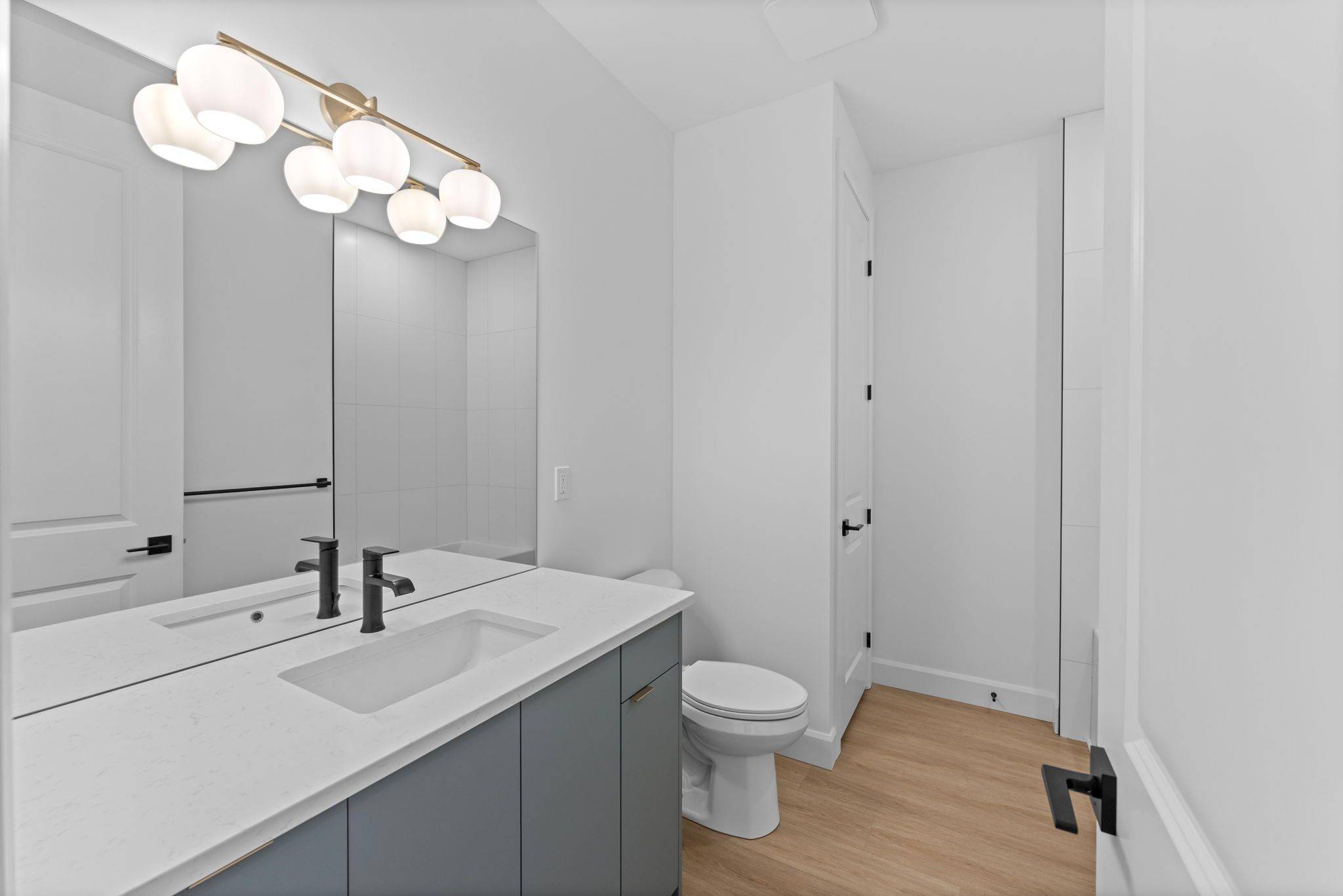 Lambton Shores, ON N0M 1T0,110 Coastal CRES #1