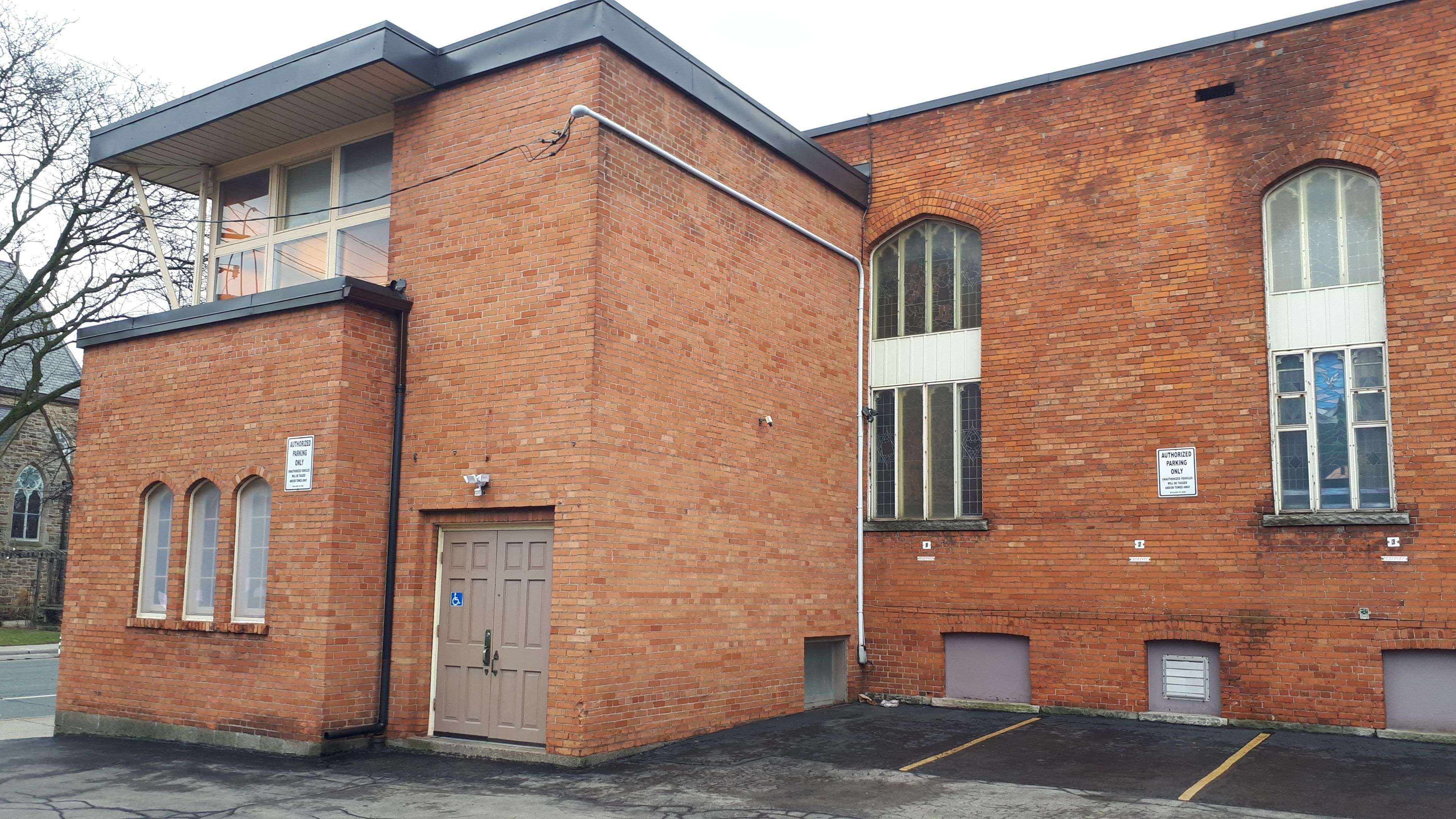 18 Victoria AVE S, Hamilton, ON L8N 2S6