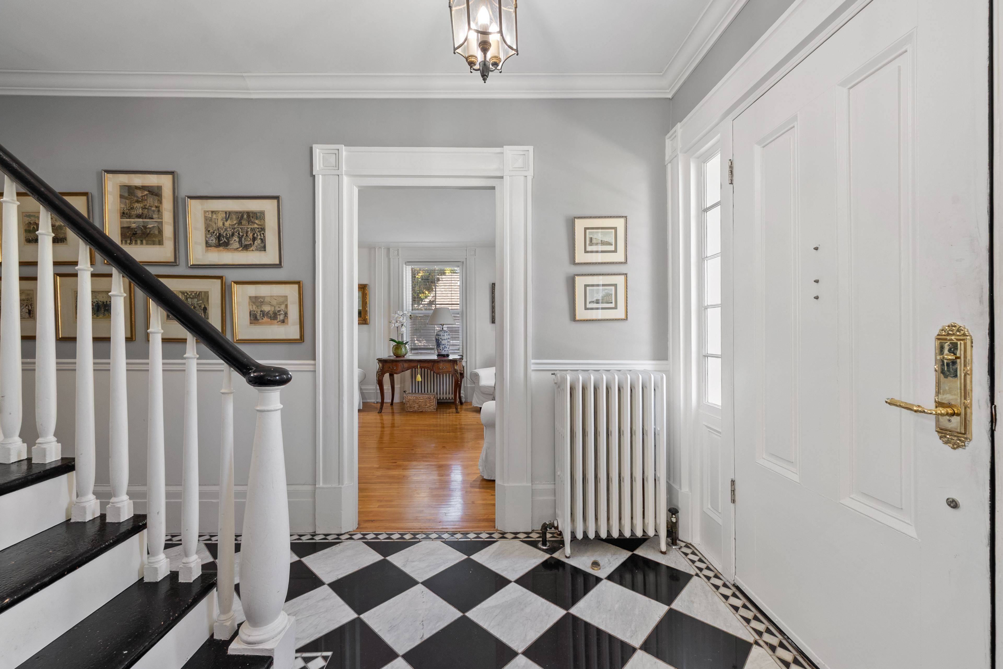 Lincoln, ON L0R 1S0,3804 Main ST