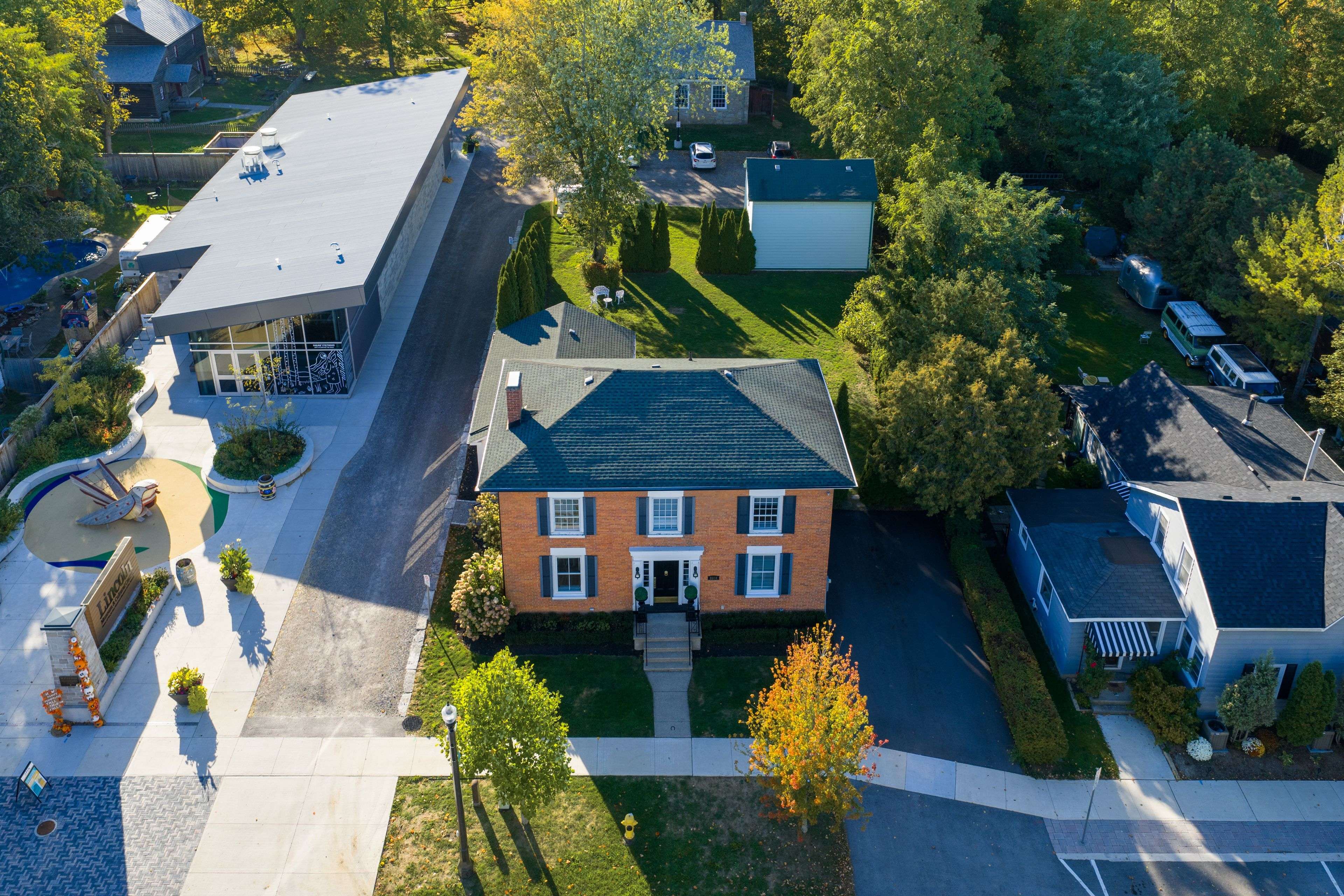 Lincoln, ON L0R 1S0,3804 Main ST