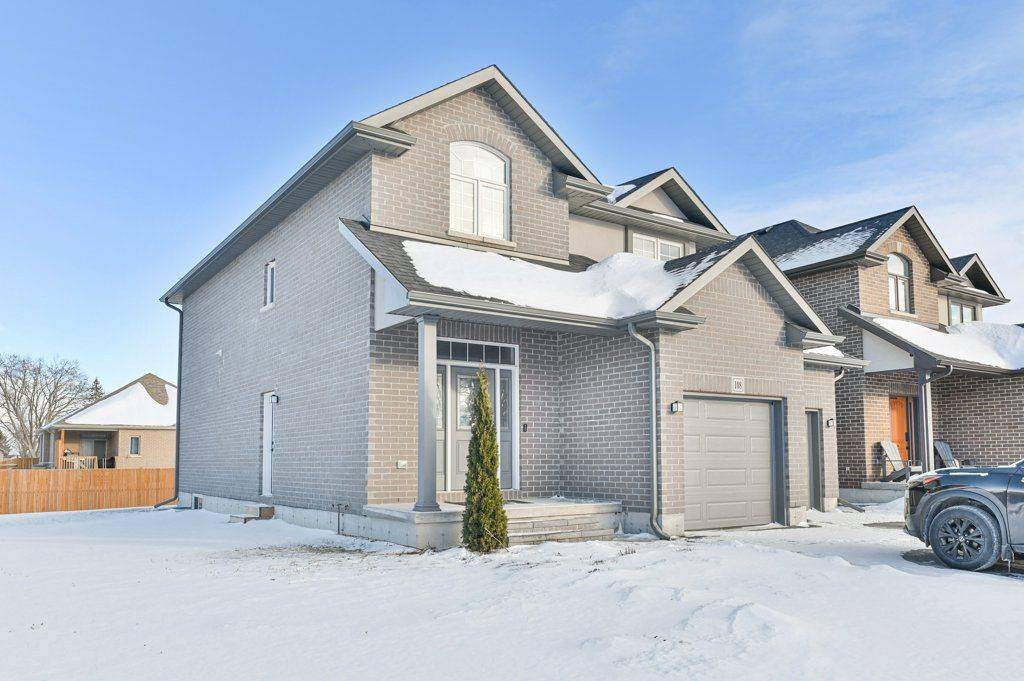 Quinte West, ON K8R 0A1,108 Ledgerock CT