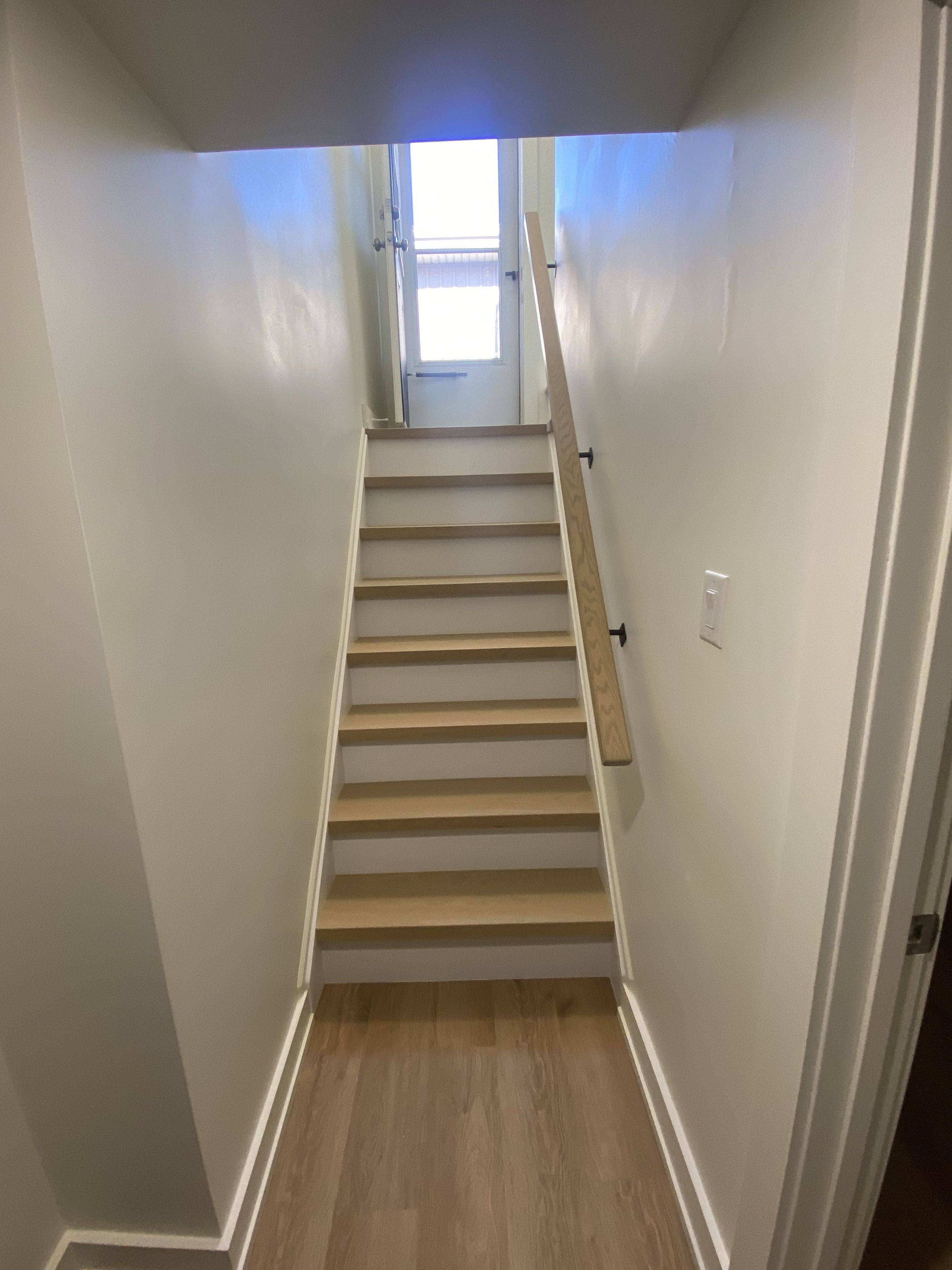 St. Catharines, ON L2M 6K1,10 Cindy DR #LOWER