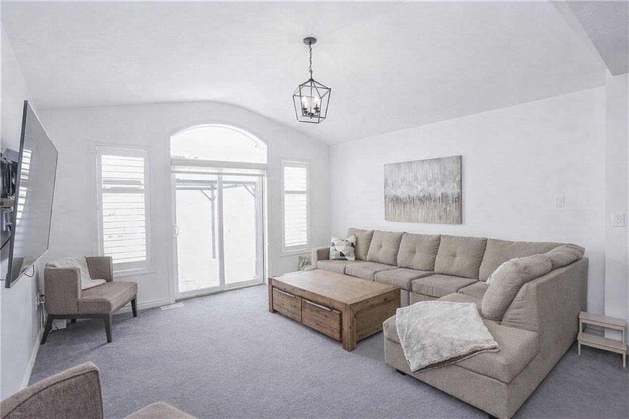 London North, ON N6G 5B6,873 Silverfox CRES