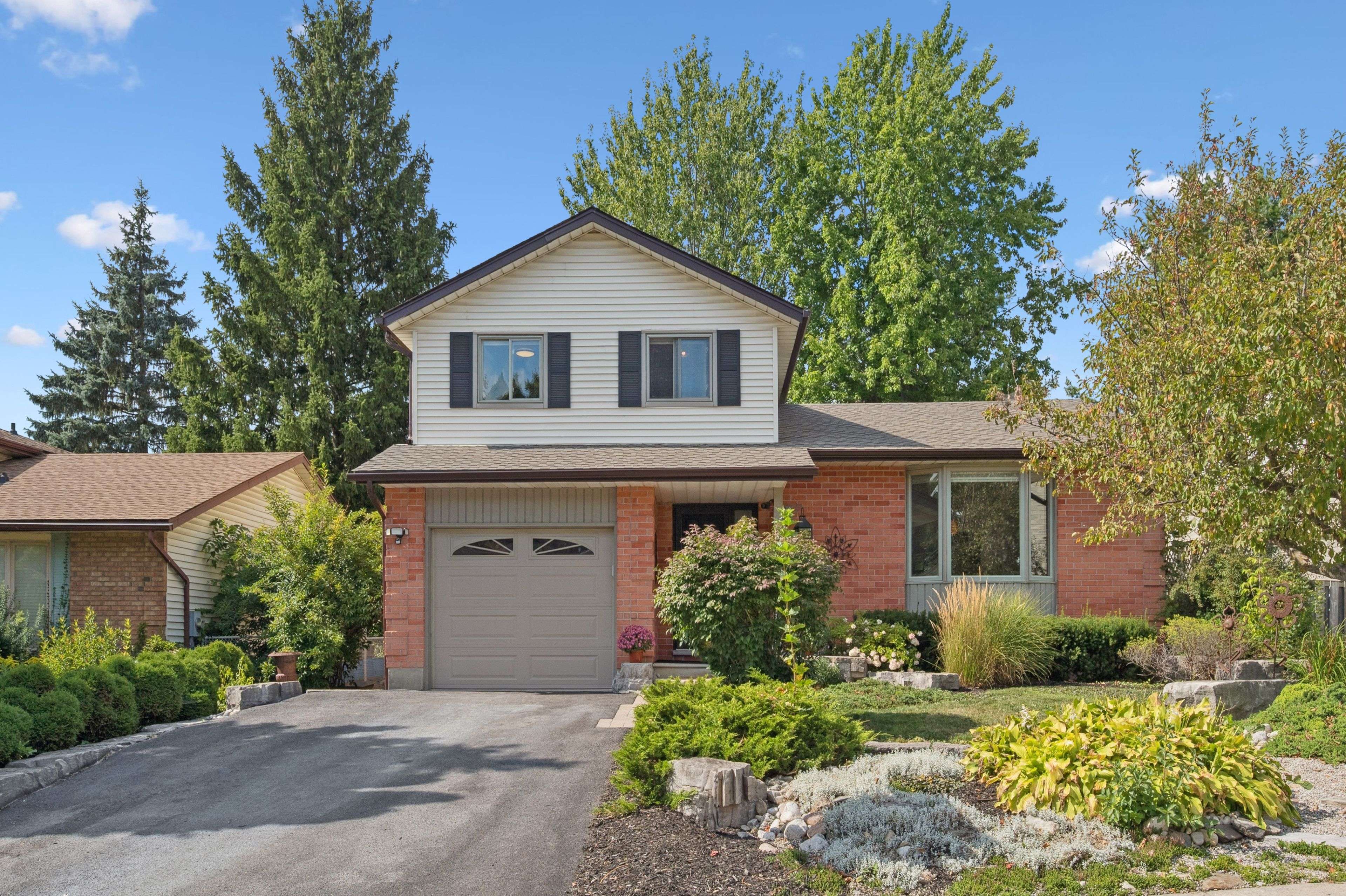 Guelph, ON N1K 1L1,53 Rochelle DR