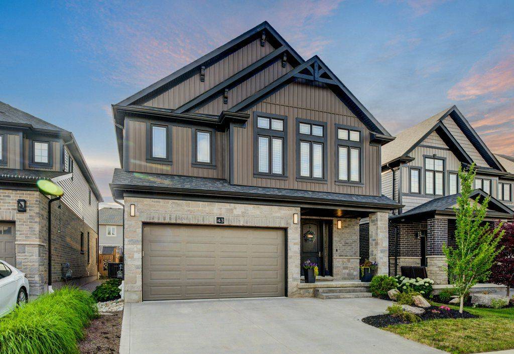 Kitchener, ON N2K 0C7,43 Greyhawk ST