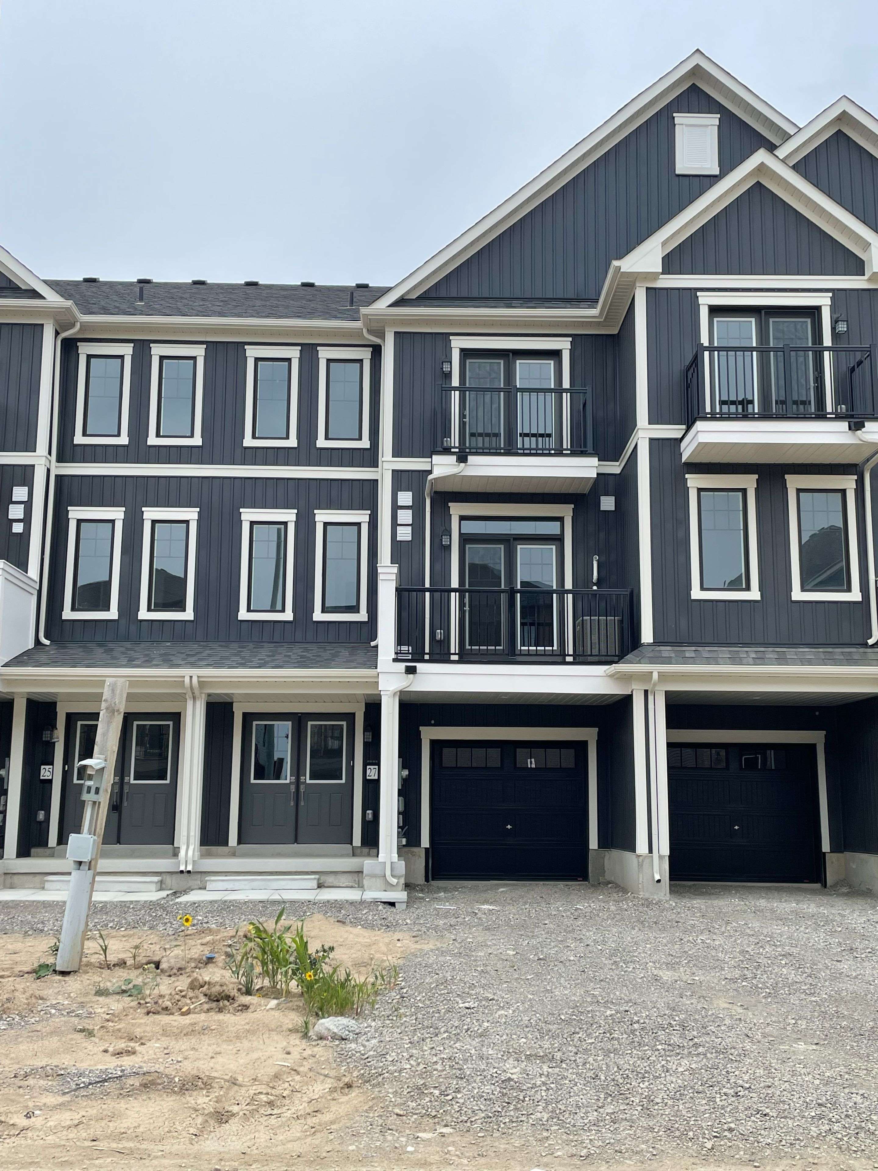 Haldimand, ON N3W 0J5,27 St Lawrence RD