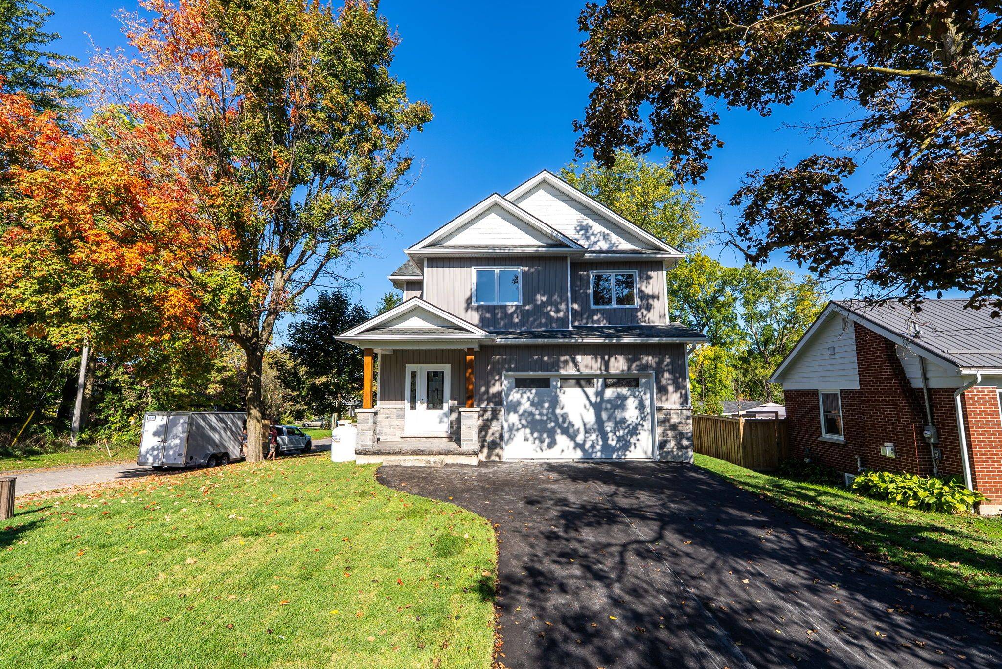 Kawartha Lakes, ON K9V 2A6,50 Russell ST E