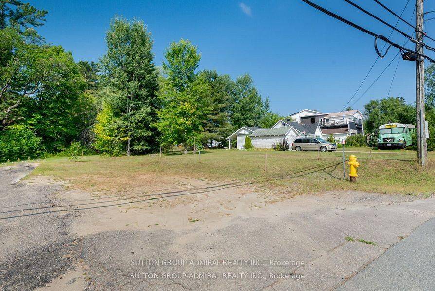 Huntsville, ON P1H 1C8,538 Muskoka ROAD 3 North N/A
