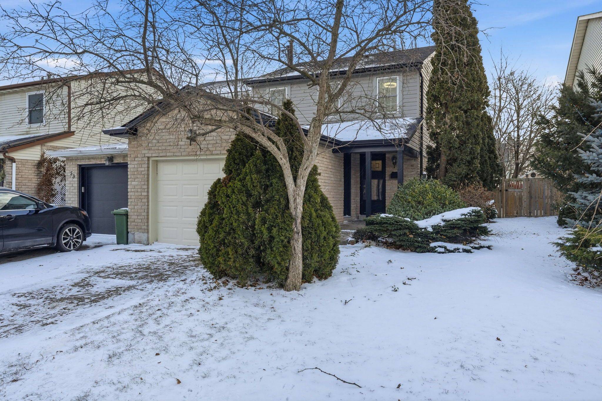 Hamilton, ON L8J 1W5,55 Ventura DR