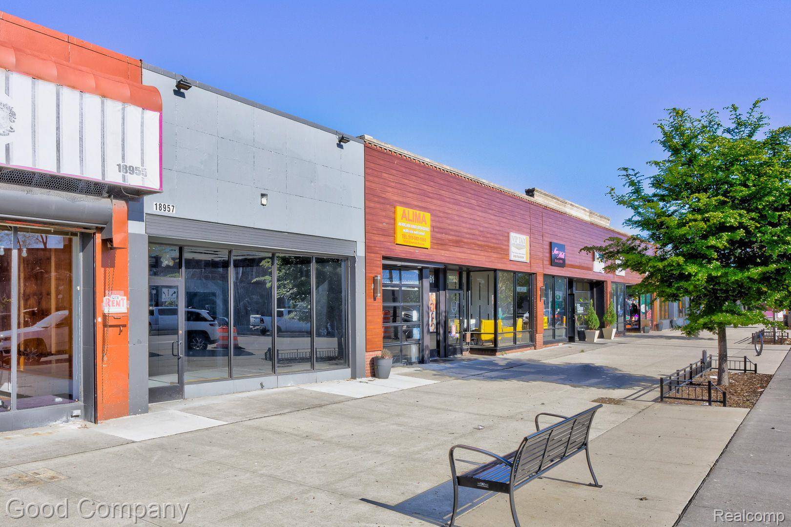 Detroit, MI 48221,18957 LIVERNOIS AVE