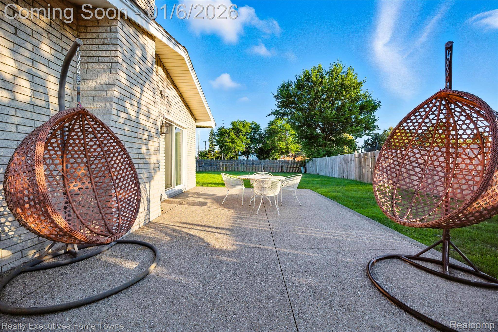 Sterling Heights, MI 48310,37011 Tricia DR