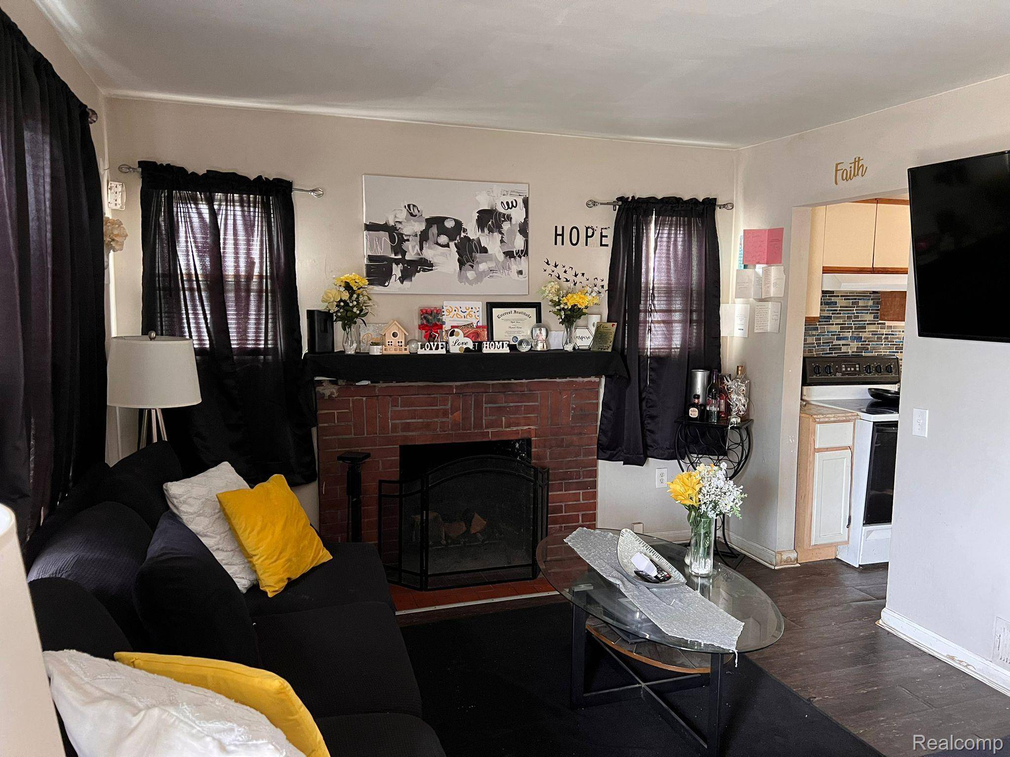 Detroit, MI 48224,5105 FARMBROOK ST