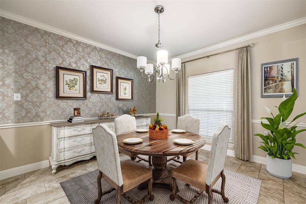 Arlington, TX 76001,2404 Summer Court