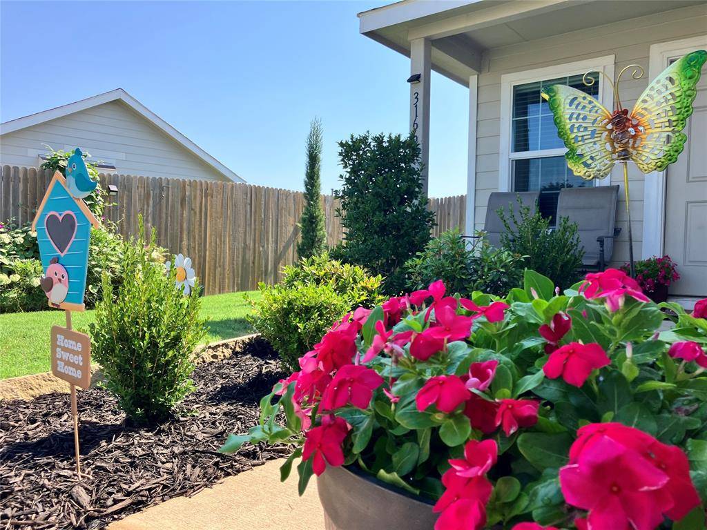 Crandall, TX 75114,3166 Helix Bay Drive