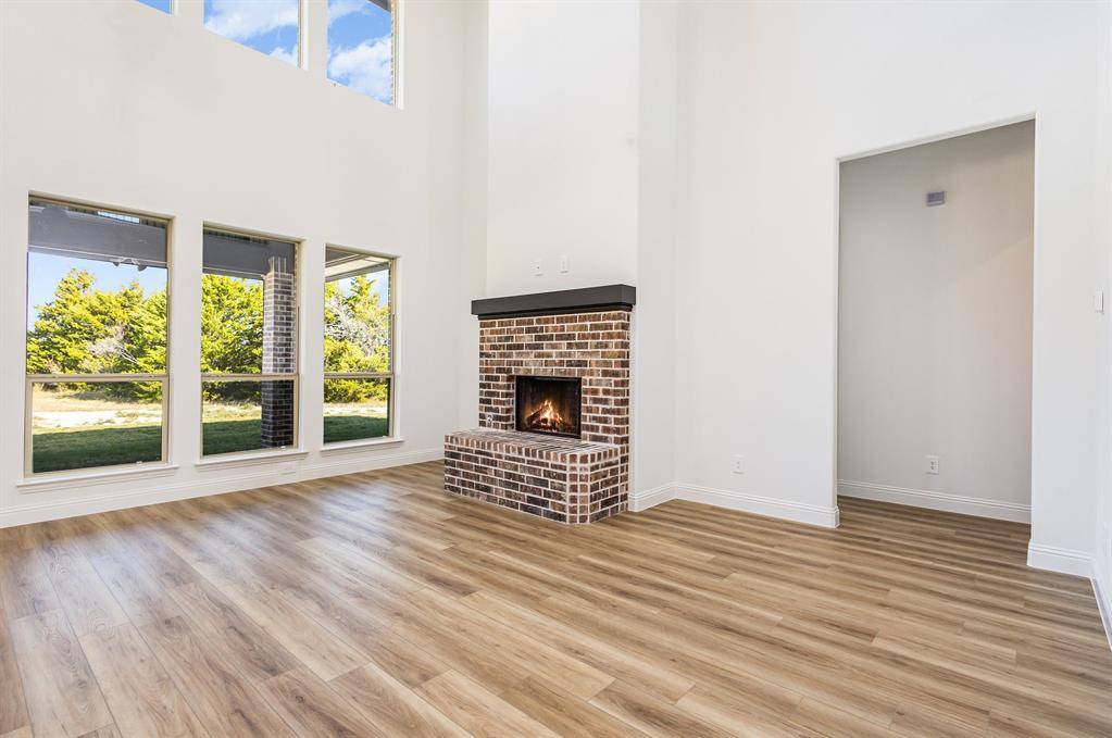 Midlothian, TX 76065,6851 Hayes Road