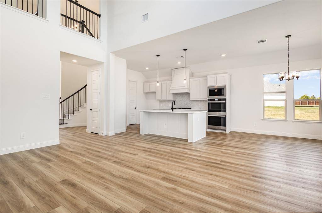 Midlothian, TX 76065,6851 Hayes Road