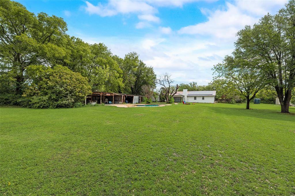 Denton, TX 76208,1809 N Trinity Road