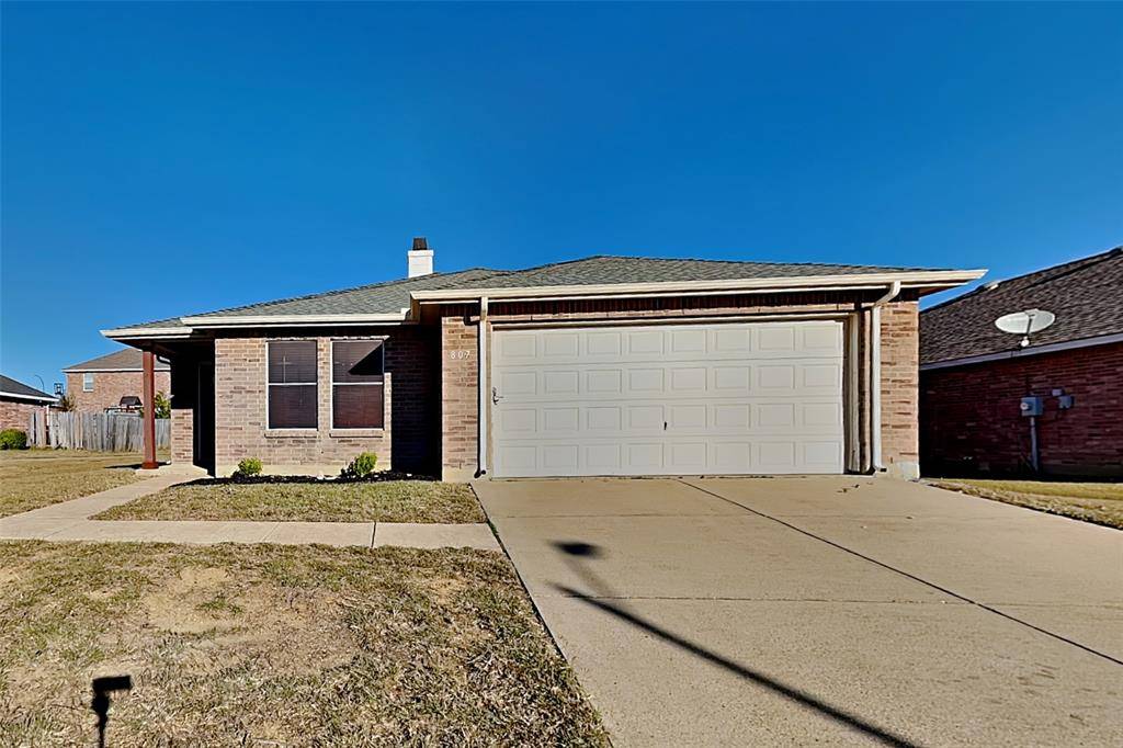 Arlington, TX 76002,807 Wild Prairie Drive