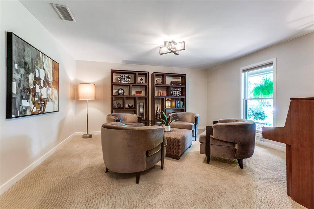 Richardson, TX 75080,237 Woodcrest Drive