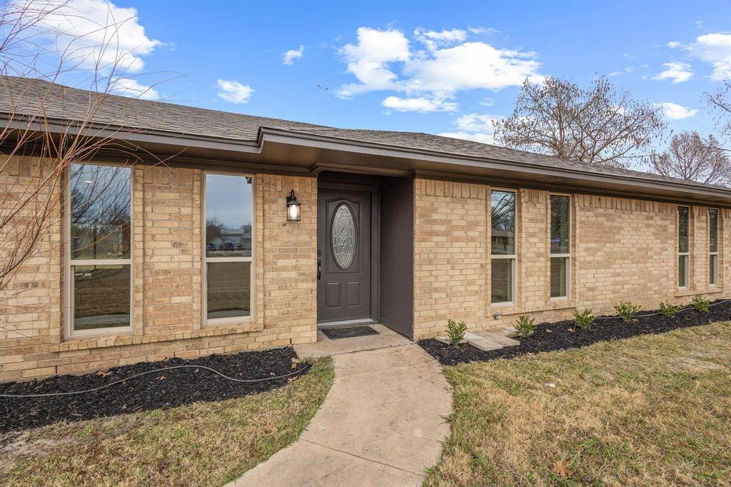 Sherman, TX 75092,3327 Carriage Circle