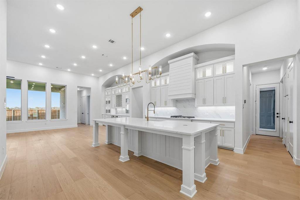 Rockwall, TX 75087,914 Roys Drive