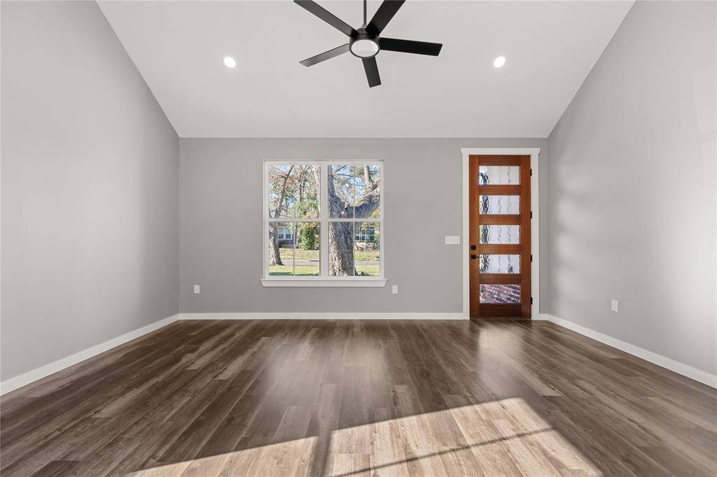 Waco, TX 76707,2020 Bosque Boulevard