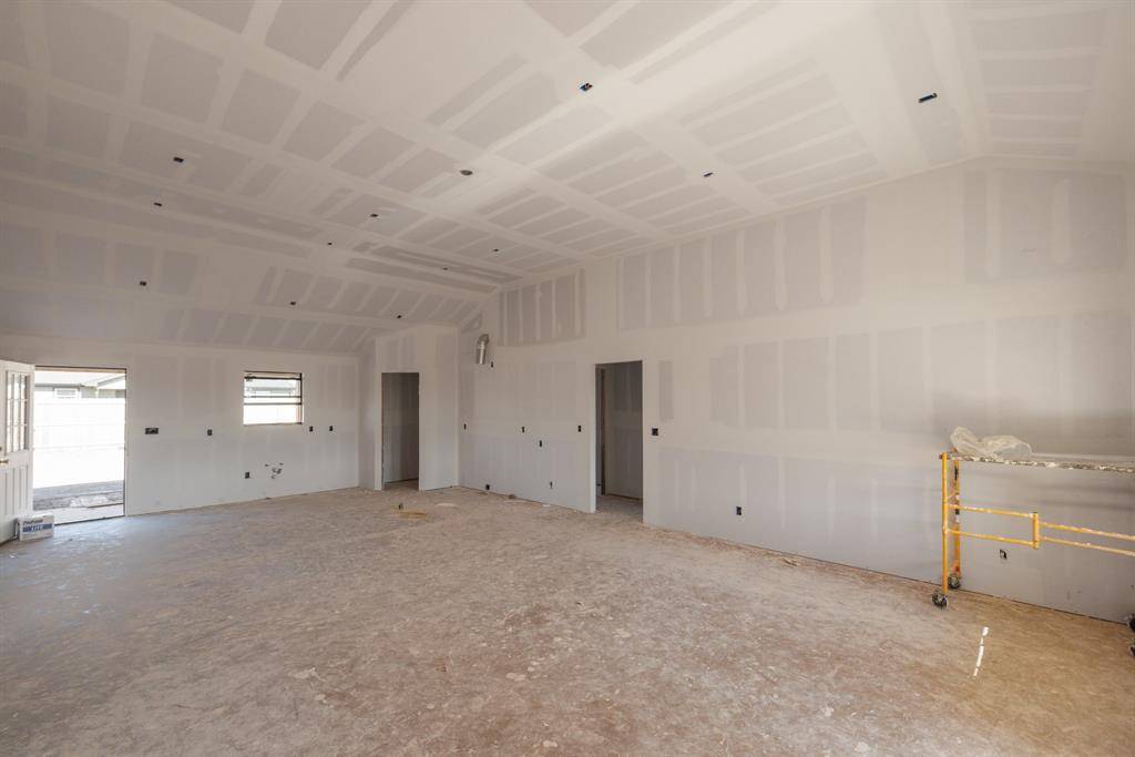 Clyde, TX 79510,908 Benelli