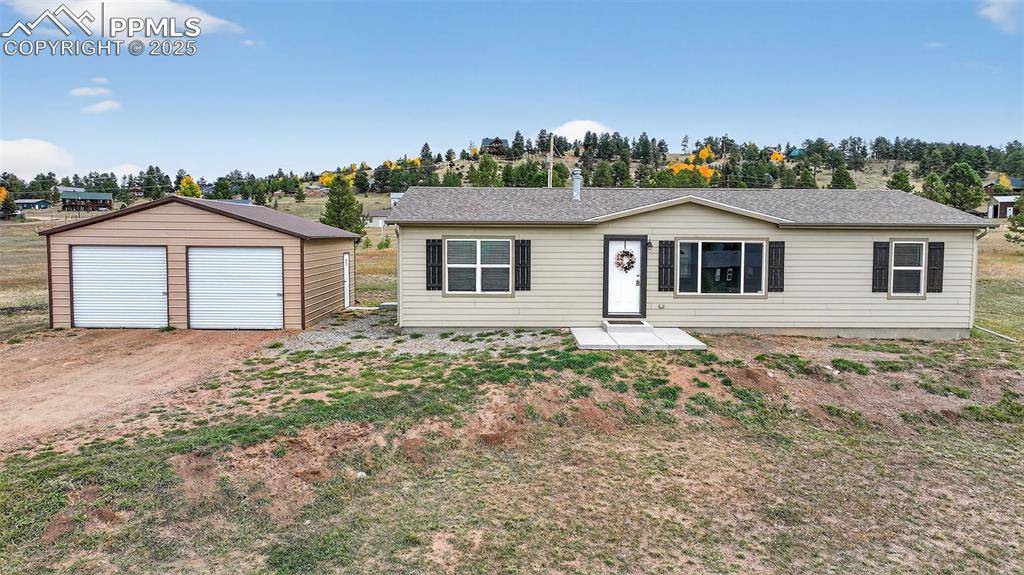 Florissant, CO 80816,111 Estes CIR