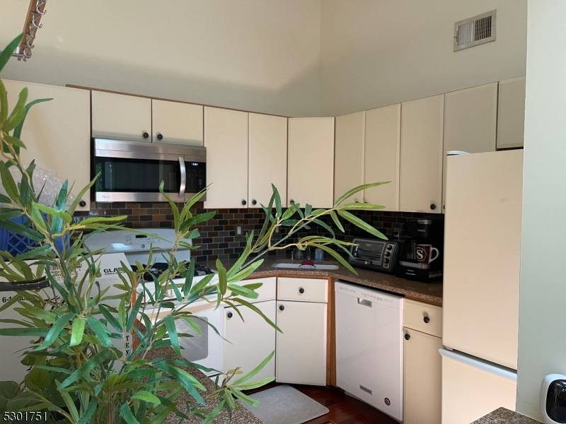 Branchburg Twp., NJ 08876,1713 Breckenridge #1713