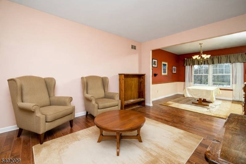 Franklin Twp., NJ 08873,5 Clover Hills Dr