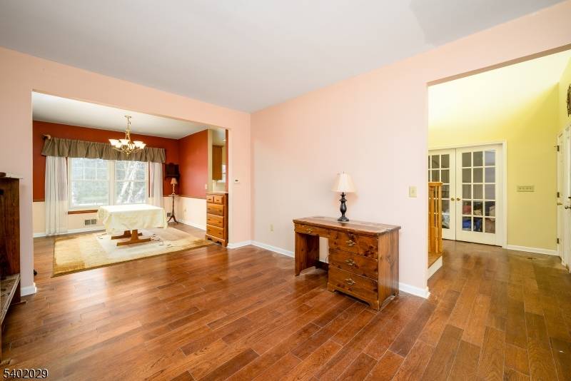 Franklin Twp., NJ 08873,5 Clover Hills Dr