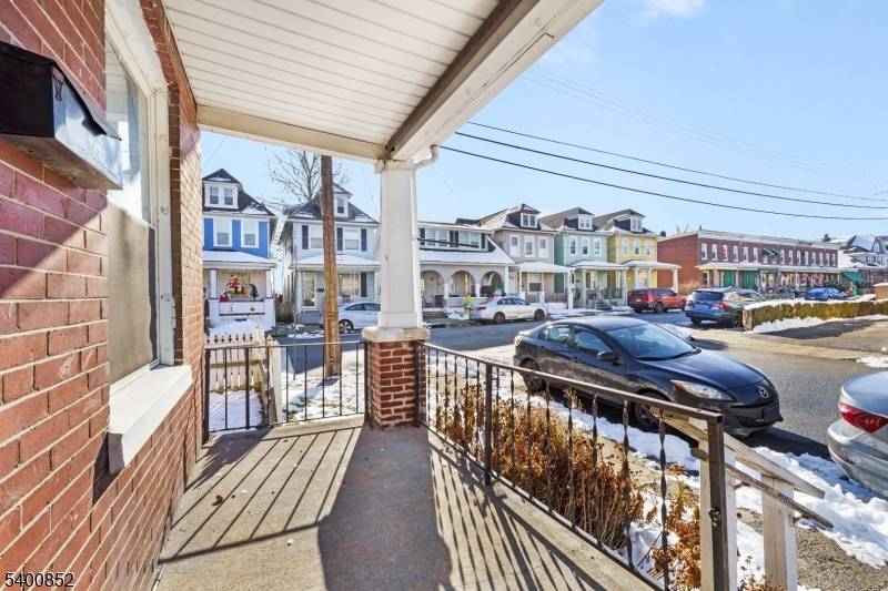 Phillipsburg Town, NJ 08865,79 Schultz Avenue