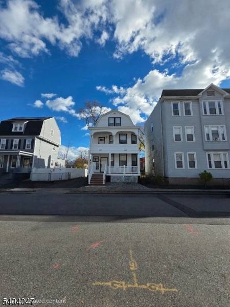 East Orange City, NJ 07018,60 Cambridge St