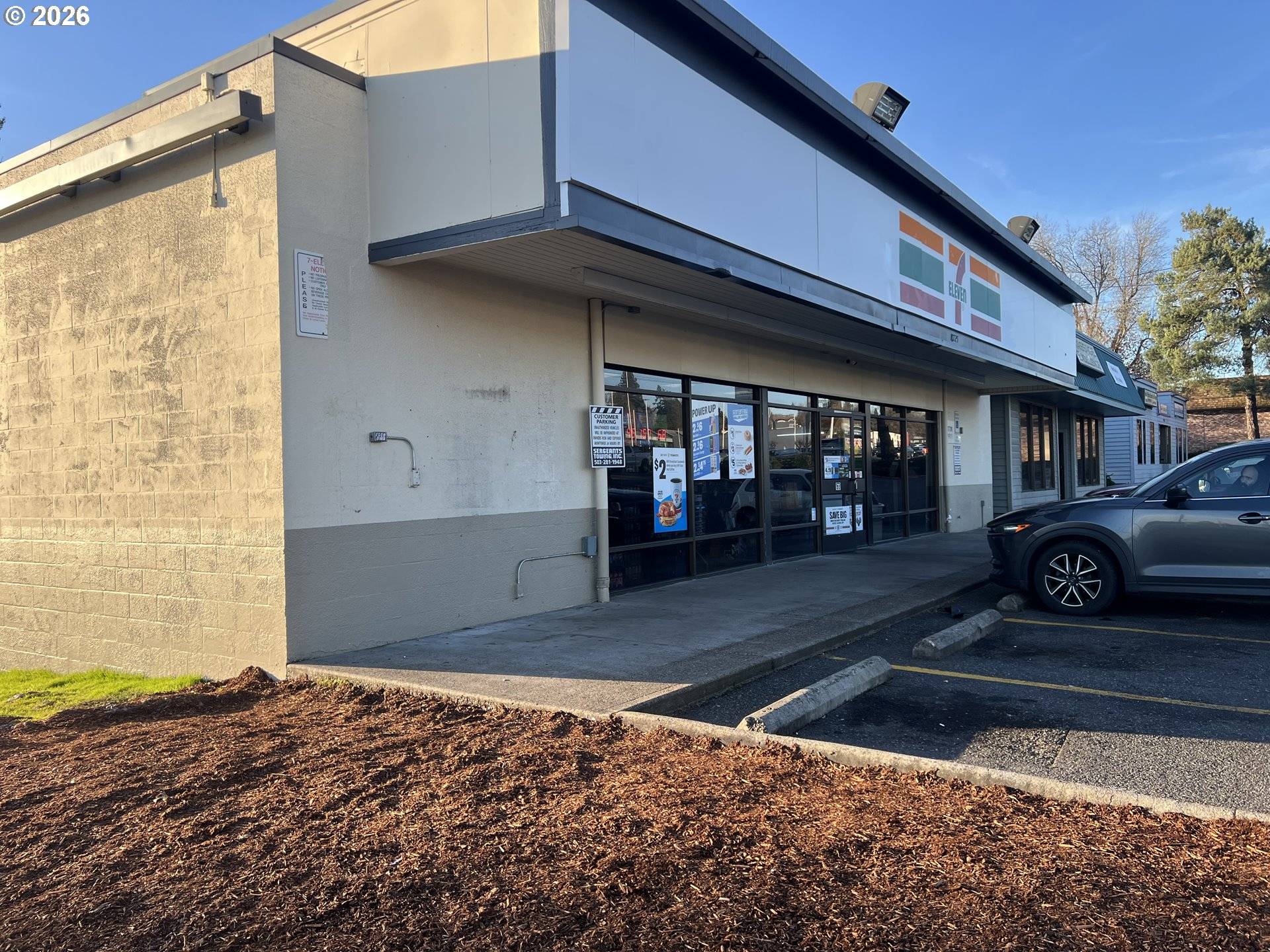 Milwaukie, OR 97267,16725 SE MCLOUGHLIN BLVD