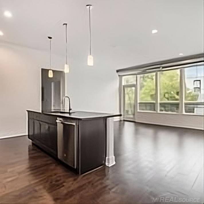 Ann Arbor, MI 48103,410 N 1st ST