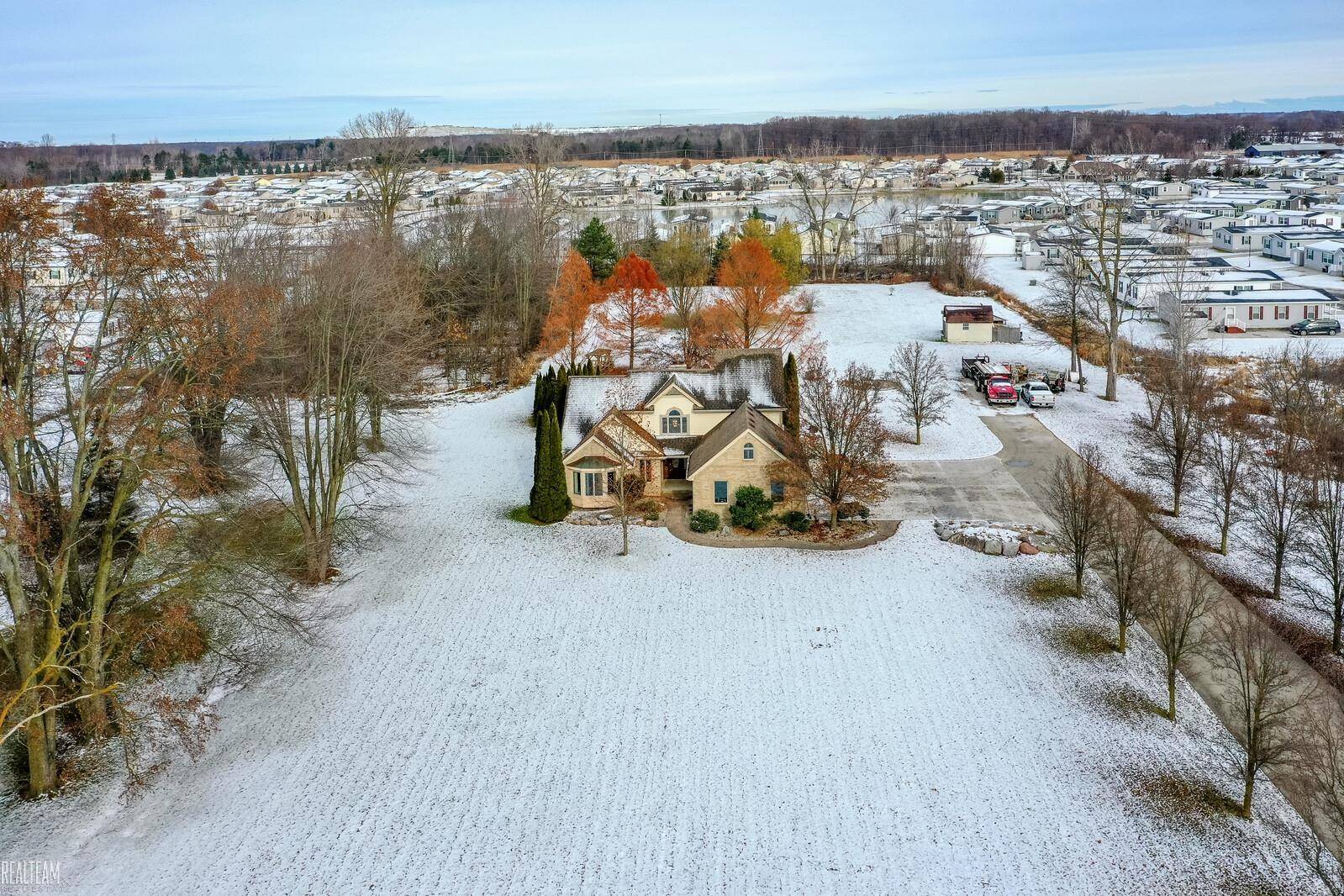 Lenox, MI 48048,37433 26 Mile RD