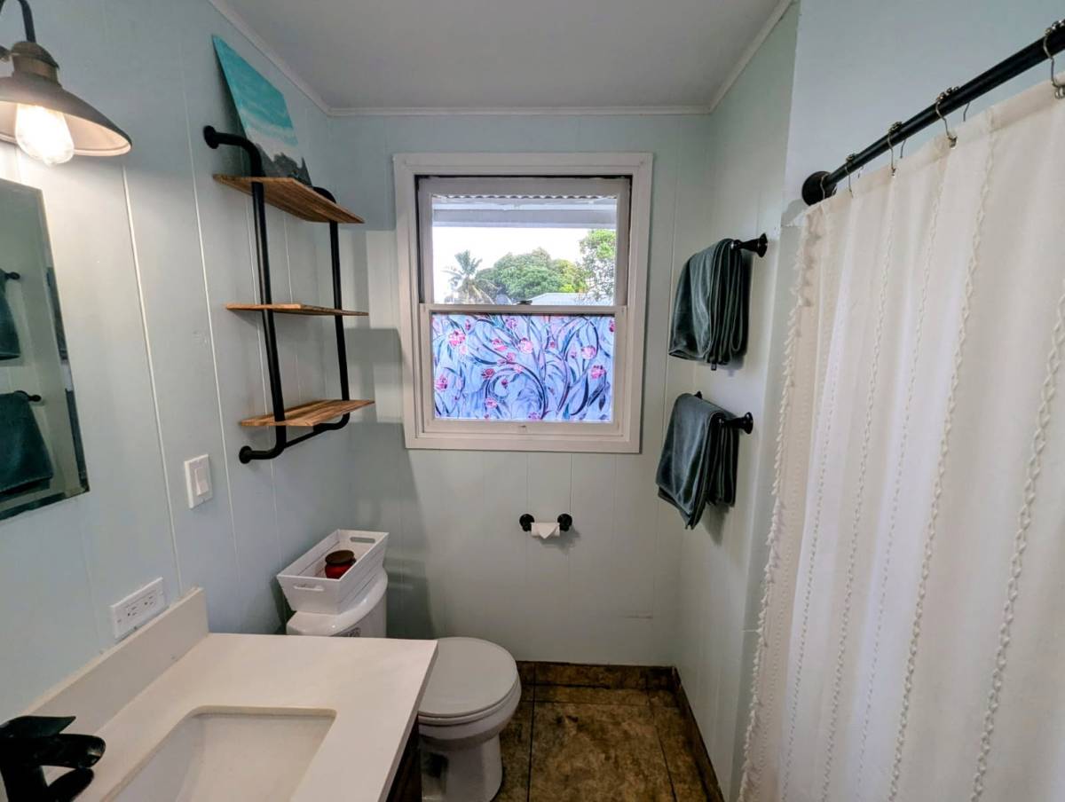 Honokaa, HI 96727,45-3310 KAMANI ST