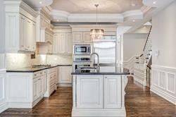 Toronto C04, ON M5H 3V4,330 Elm RD