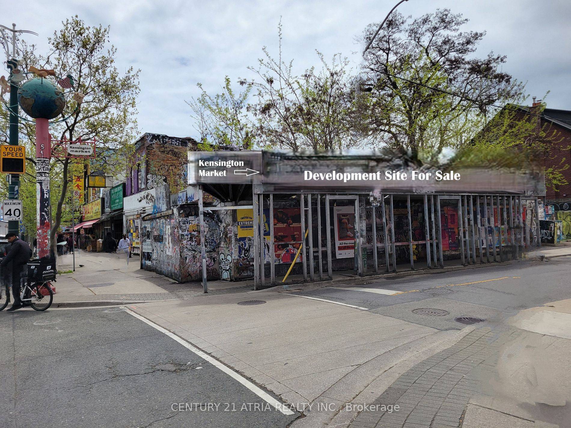 Toronto C01, ON M5T 2G4,374 Spadina AVE