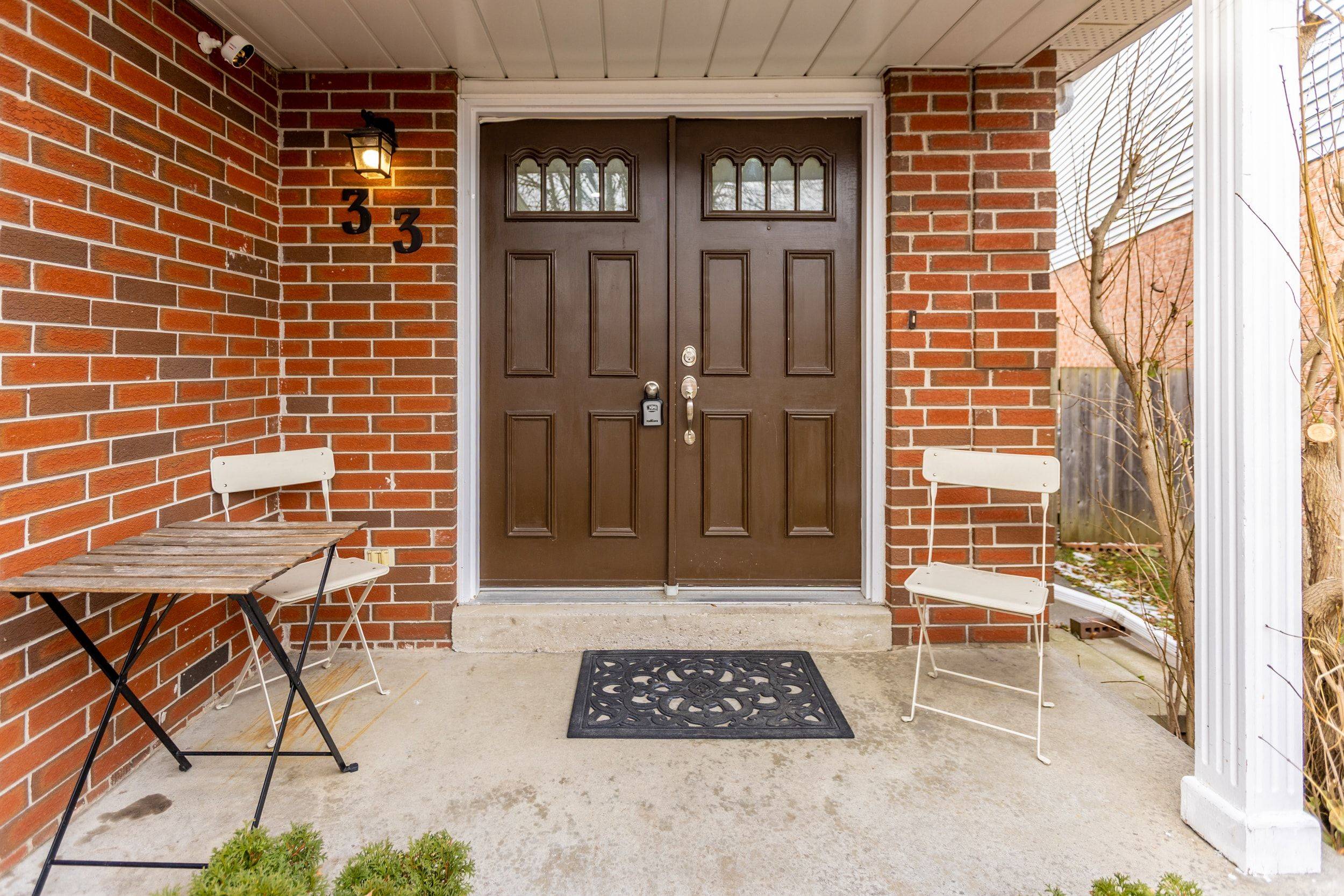 Clarington, ON L1E 1P3,33 Mossgrove CT