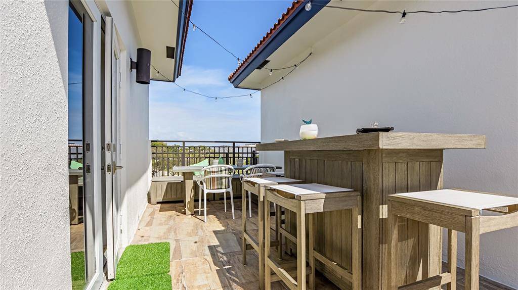 Fort Lauderdale, FL 33004,816 NE 7th St #C