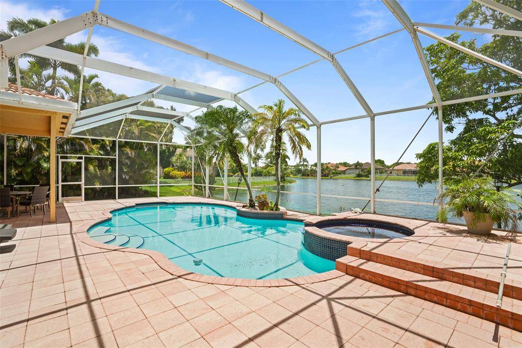 Fort Lauderdale, FL 33331,16332 N Segovia Cir