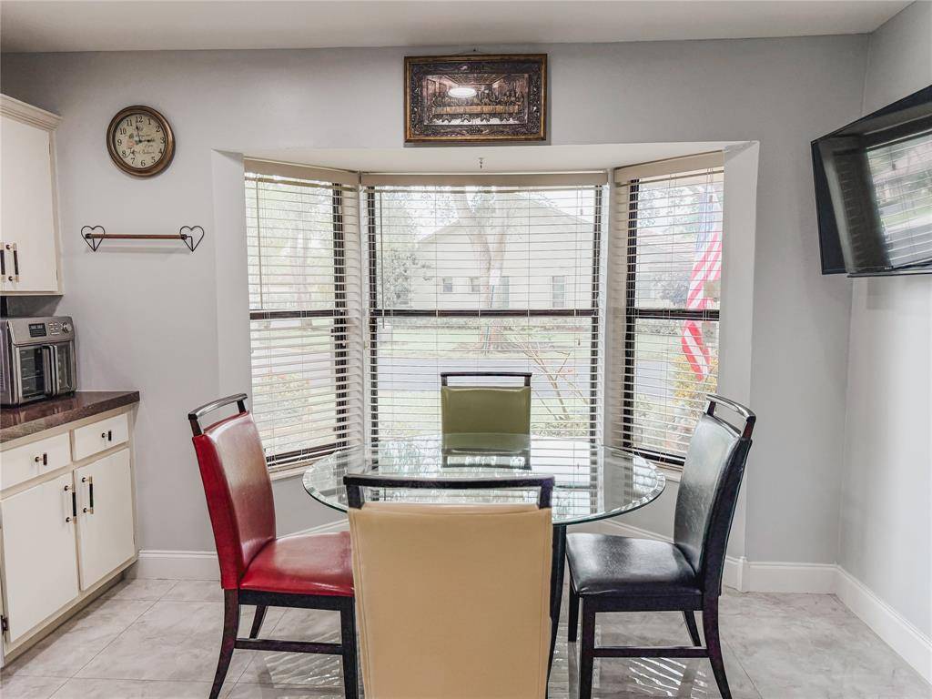 Coral Springs, FL 33071,1450 Lakeview Cir