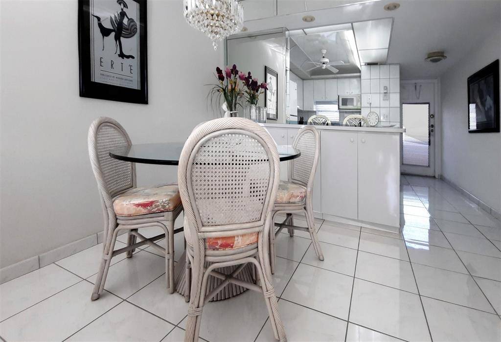 Pembroke Pines, FL 33025,381 S HollybrookDrive #204