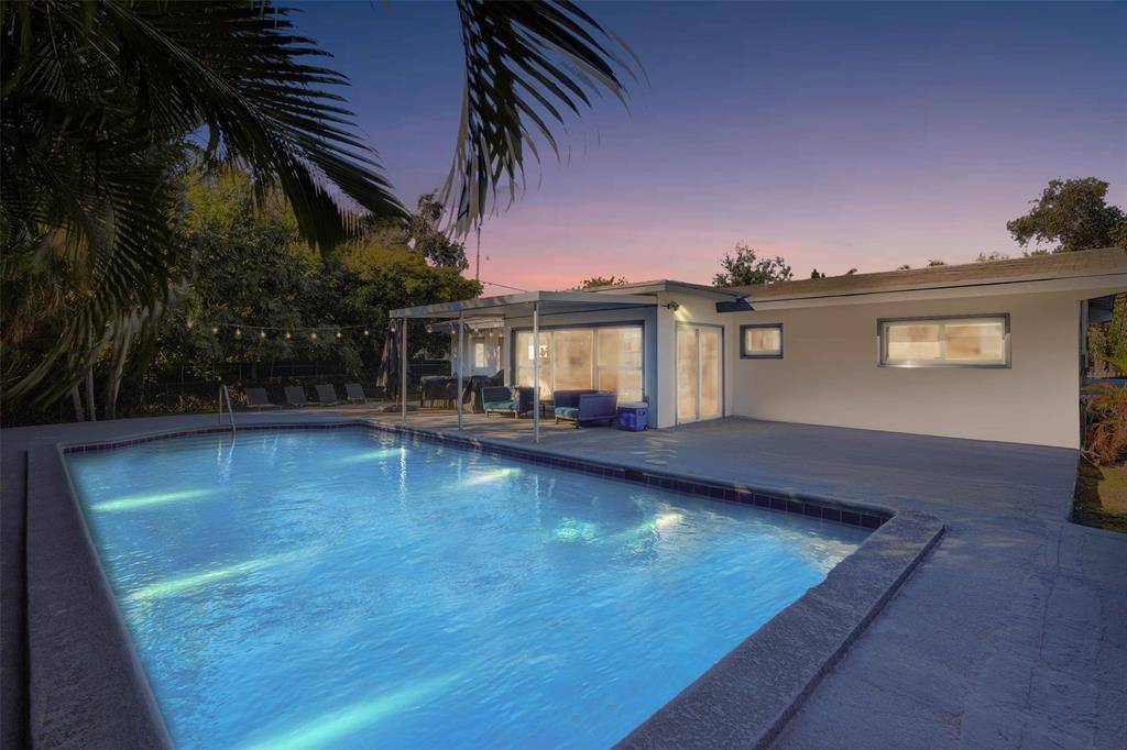 Miami, FL 33161,1050 NE 150th St