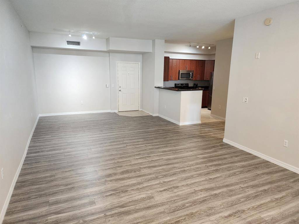 Fort Lauderdale, FL 33308,2401 NE 65th St